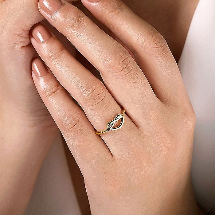 14KT buy YELLOW GOLD UNIQUE HEART RING